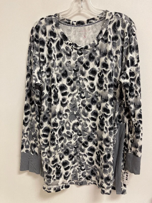 Top Long Sleeve By New Directions In Grey & Silver, Size: M