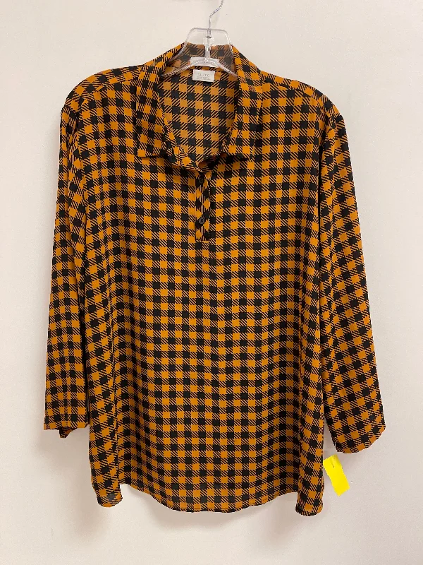 Top Long Sleeve By Van Heusen In Yellow, Size: Xl