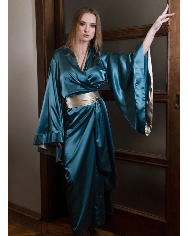 Accent Kimono Satin Robe